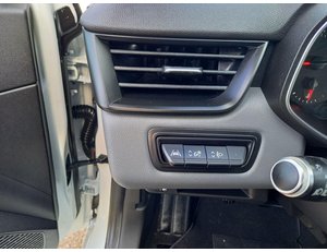 
										RENAULT CLIO TCE GLP 100CV BUSINESS full									