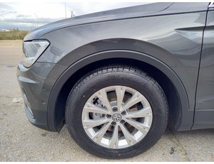 
										VOLKSWAGEN TIGUAN 1.4 TSI COMFORTLINE BMT full									