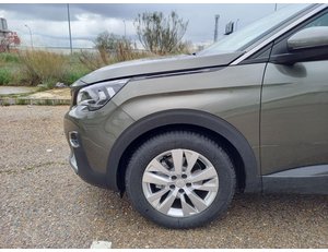
										PEUGEOT 5008 1.5 BLUEHDI ACTIVE full									