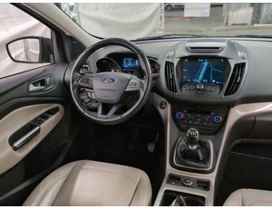 
										FORD KUGA 1.5 TDCI FWD TITANIUM full									