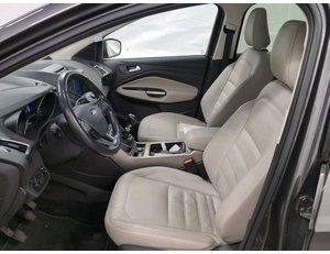 
										FORD KUGA 1.5 TDCI FWD TITANIUM full									