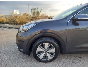 
										KIA NIRO 1.6 GDI HIBRIDO 104KW (141CV) DRIVE full									