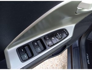 
										KIA NIRO 1.6 GDI HIBRIDO 104KW (141CV) DRIVE full									