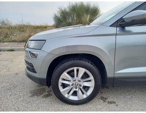 
										SKODA KAROQ 1.6 CR TDI SCRAMBITION full									