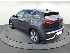 
										KIA NIRO 1.6 GDI BUSINESS FUSION DCT AUT full									