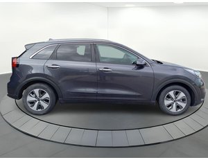 
										KIA NIRO 1.6 GDI BUSINESS FUSION DCT AUT full									