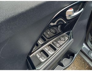 
										KIA NIRO 1.6 GDI BUSINESS FUSION DCT AUT full									