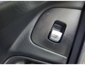 
										MERCEDES BENZ CLASE E MERCEDES-BENZ BREAK 200 D BUSINESS SOLUTION (EU6) full									