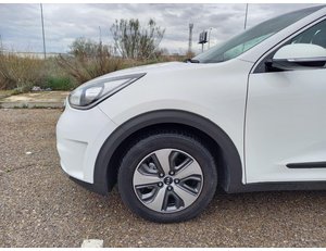 
										KIA NIRO 1.6 GDI HIBRIDO 104KW (141CV) DRIVE full									