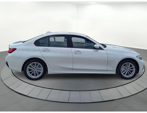 
										BMW SERIE 3 330EA PHEV BUSINESS full									