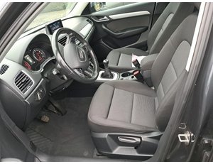 
										AUDI Q3 2.0 TDI ULTRA full									