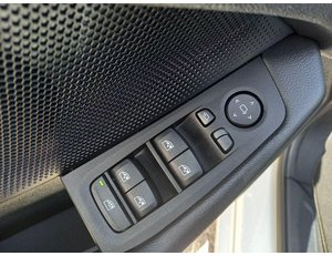 
										BMW SERIE 1 BERLINA 116D 1.5 115CV MT6 E6D full									