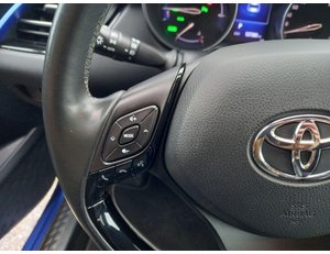 
										TOYOTA C-HR ADVANCE 1.8 HYBRID full									
