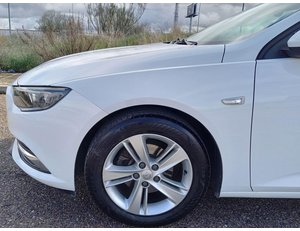 
										OPEL INSIGNIA GS 1.6 CDTI 100KW TURBO D SELEC PRO full									