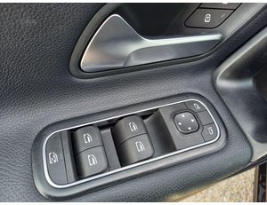 
										MERCEDES BENZ CLASE CLA MERCEDES-BENZ SB 180 full									