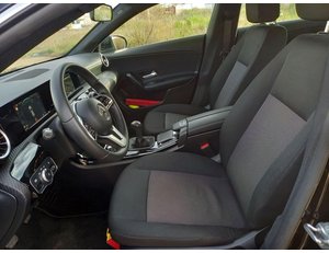 
										MERCEDES BENZ CLASE CLA MERCEDES-BENZ SB 180 full									