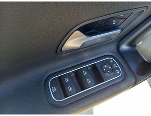
										MERCEDES BENZ CLASE A MERCEDES-BENZ 180 BUSINESS SOLUTION 5D full									