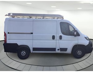 
										PEUGEOT BOXER 335 FOURGON SWB 2.2 BLUE 140CV PREMIUM full									