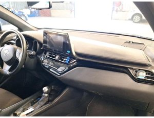 
										TOYOTA C-HR 1.8I VVT-I HYBRID C-ENTER E-CV full									