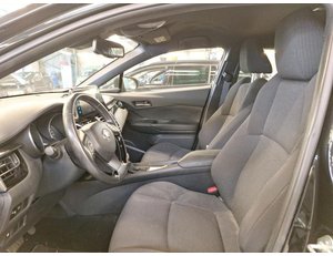
										TOYOTA C-HR 1.8I VVT-I HYBRID C-ENTER E-CV full									