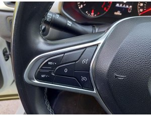
										RENAULT CAPTUR INTENS TCE 74KW (100CV) GLP full									