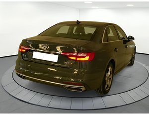 
										AUDI A4 2.0 30 TDI S TRONIC ADVANCED full									