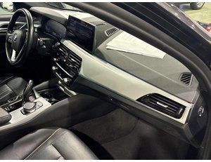 
										BMW SERIE 5 530EA PHEV AUT full									