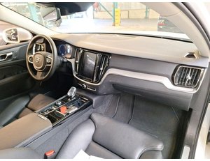 
										VOLVO V60 2.0 T8 AWD PHEV INSCRIPTION GE full									
