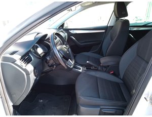 
										SKODA OCTAVIA COMBI 1.0 TSI AMBITION DSG AUT full									