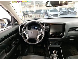 
										MITSUBISHI OUTLANDER 2.4I 4WD PHEV BUSINESS EDITION SDA-NAV full									