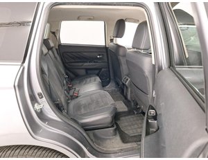 
										MITSUBISHI OUTLANDER 2.4I 4WD PHEV BUSINESS EDITION SDA-NAV full									
