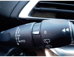 
										PEUGEOT 3008 ALLURE 1.5 HDI 130CV MT6 E6DT full									