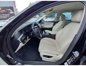 
										BMW SERIE 5 BERLINA 530E 2.0 250CV AT8 PERFORMANCE full									