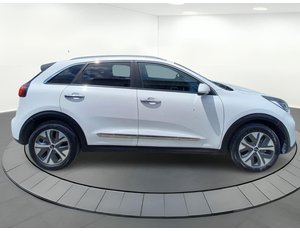 
										KIA NIRO E-EMOTION 205CV full									