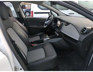 
										RENAULT ZOE INTENS R135 BATERIA PROPIEDAD 50KWH full									