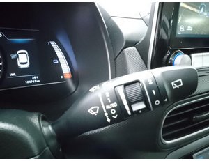 
										HYUNDAI KONA EV 5P 150KW TECNO 204CV full									