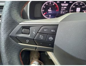 
										SEAT LEON 1.0 TSI 110 FR WINTER COMORT DRIVE&AMP;PARK full									