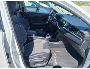 
										KIA NIRO E-DRIVE 205 CV full									