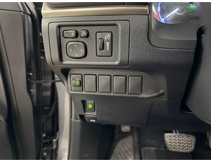 
										LEXUS CT 200H BUSINESS full									