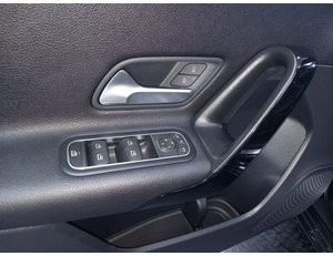 
										MERCEDES BENZ CLASE A MERCEDES-BENZ 200 BUSINESS SOLUTION (EU6D-TEMP) full									