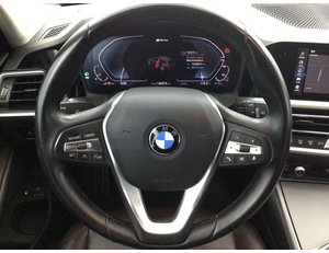 
										BMW SERIE 3 TOURING 330E PHEV full									