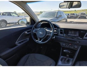 
										KIA NIRO CROSSOVER 1.6 GDI 104KW CONCEPT full									