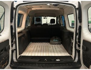 
										RENAULT KANGOO FURGON MAXI Z.E 5 PLAZAS 44KW 4P AUT full									