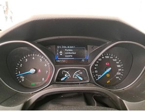 
										FORD FOCUS BERLINE TITANIUM 1.0 ECOBOOST 125CV BVM6 full									
