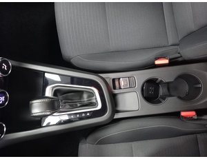 
										RENAULT ARKANA 1.6 E-TECH HYBRIDE 145CH EVOLUTION full									