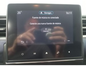 
										RENAULT ARKANA 1.6 E-TECH HYBRIDE 145CH EVOLUTION full									