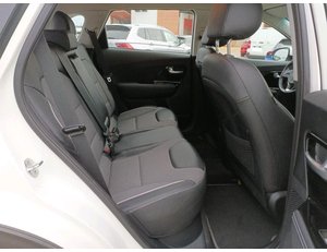 
										KIA NIRO E-DRIVE 205CV full									