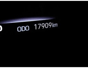 
										TOYOTA COROLLA 1.8 125H BUSINESS PLUS E-CVT full									