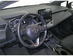 
										TOYOTA COROLLA 1.8 125H BUSINESS PLUS E-CVT full									