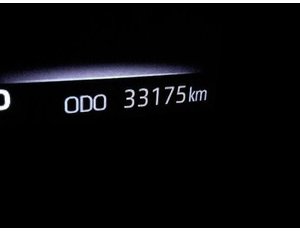 
										TOYOTA COROLLA 1.8 125H BUSINESS PLUS E-CVT full									